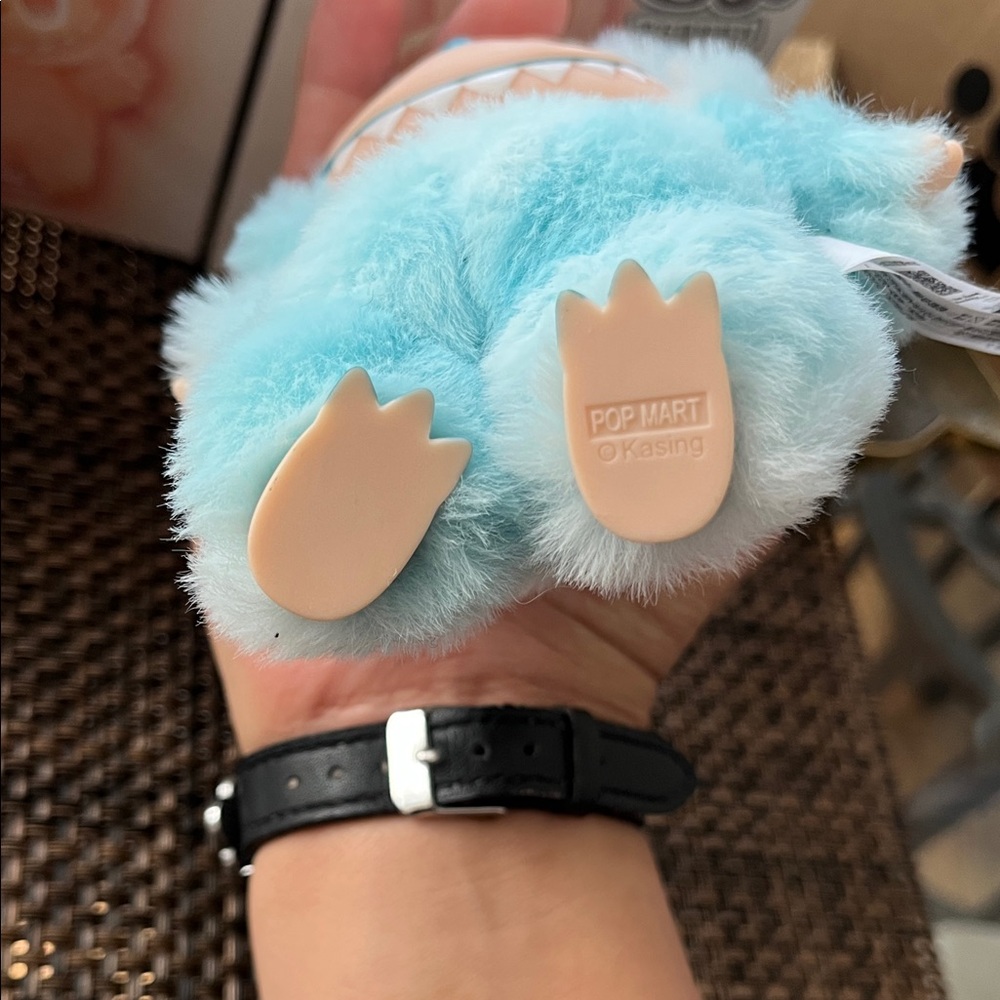 Pop Mart Big Energy Blue LABUBU PLUSH TOY (HOPE) - Picture 3 of 14